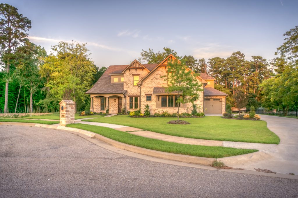 home renovation landscaping construction hardscaping backyard frontyard